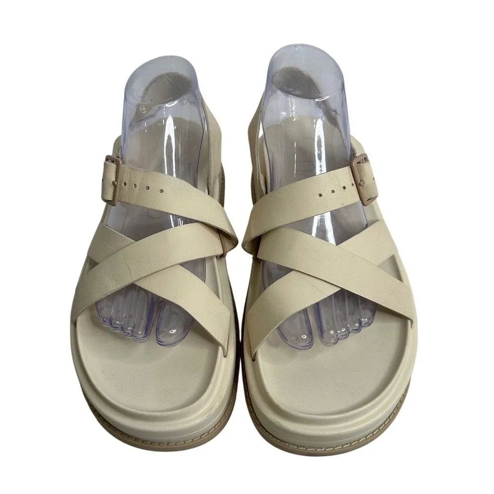 Chacos JCH109560 Cream Platform Leather Strappy Sandals Women's Size 10 Cute